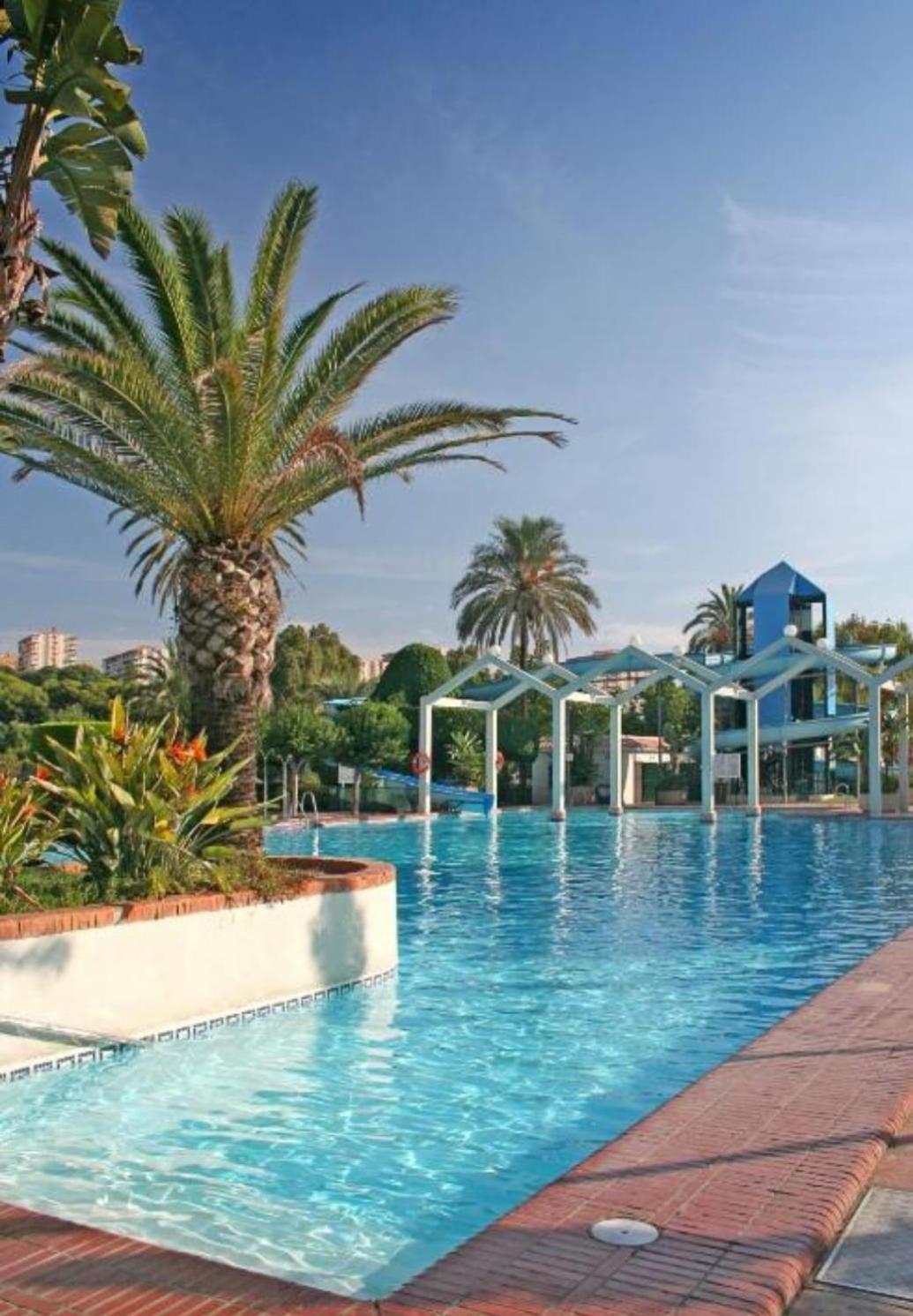 In Benalbeach 5 Pools Apartment Benalmadena